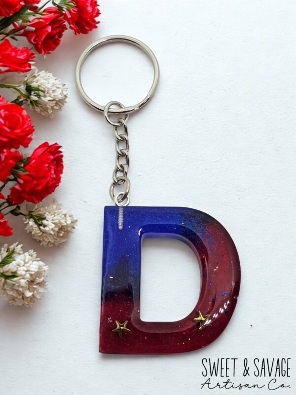 Red and Blue Letter D Initial Keychain - Image 2