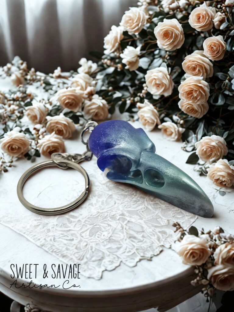 Raven Skull Keychain – Blue & Teal Gradient, Gothic & Fantasy Accessory